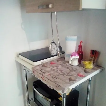 Bed & Breakfast Santa Gilla 1 *